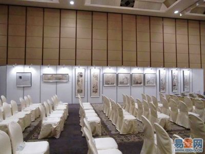 八棱柱會議展板租賃服務 北京宇軒展覽展示服務中心的專業解決方案